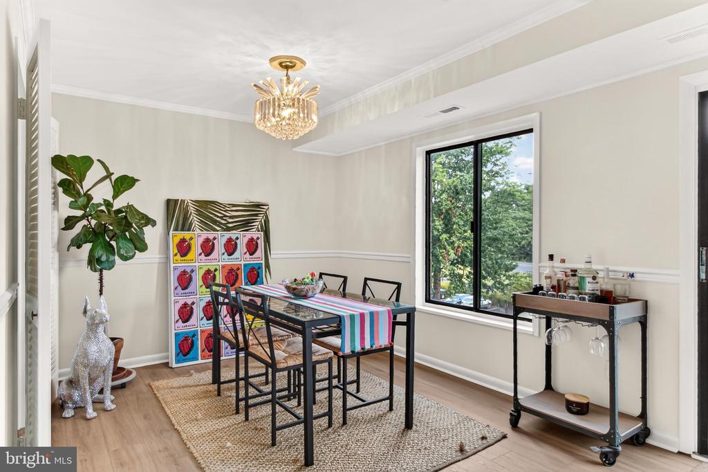 6001 ARLINGTON BOULEVARD Unit: 408
