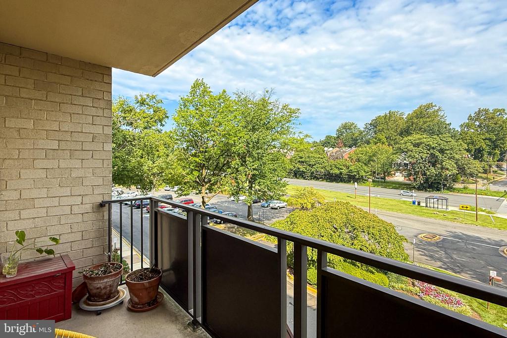 6001 ARLINGTON BOULEVARD Unit: 408