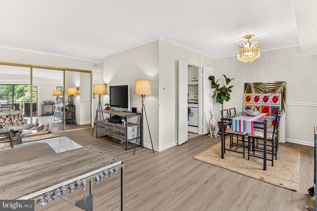 6001 ARLINGTON BOULEVARD Unit: 408
