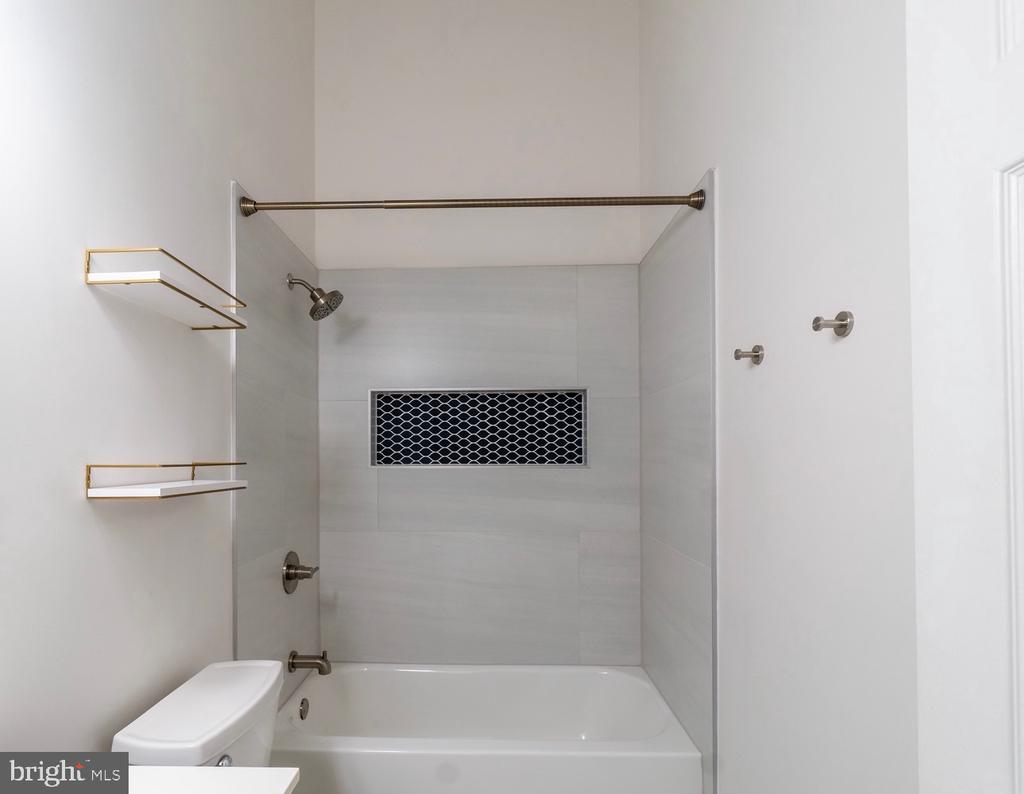 12206 FORT BUFFALO CIRCLE Unit: 530
