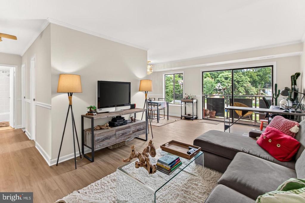 6001 ARLINGTON BOULEVARD Unit: 408