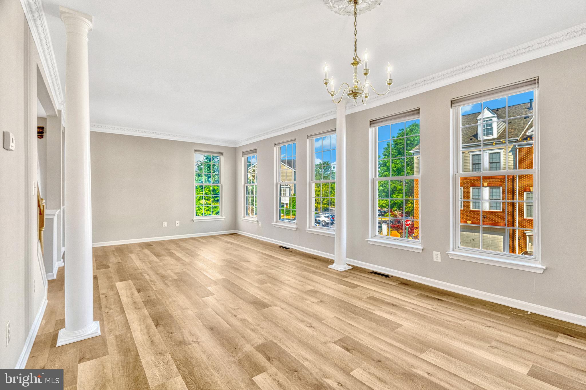 20870 Rockingham Ter