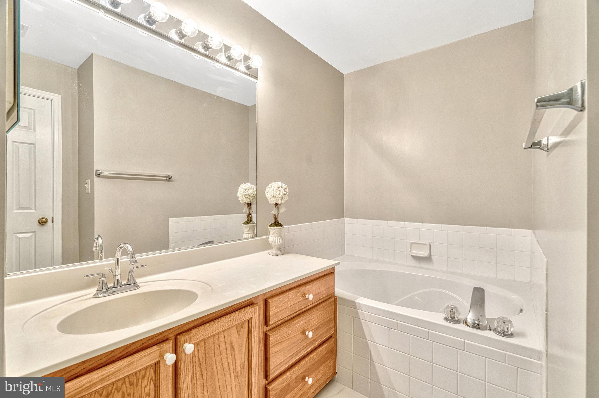 20870 Rockingham Ter