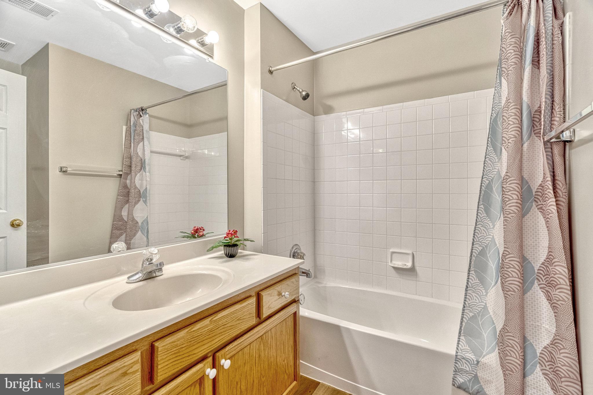 20870 Rockingham Ter