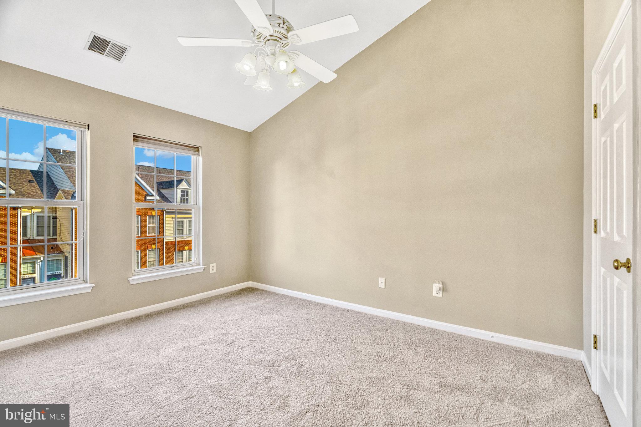 20870 Rockingham Ter