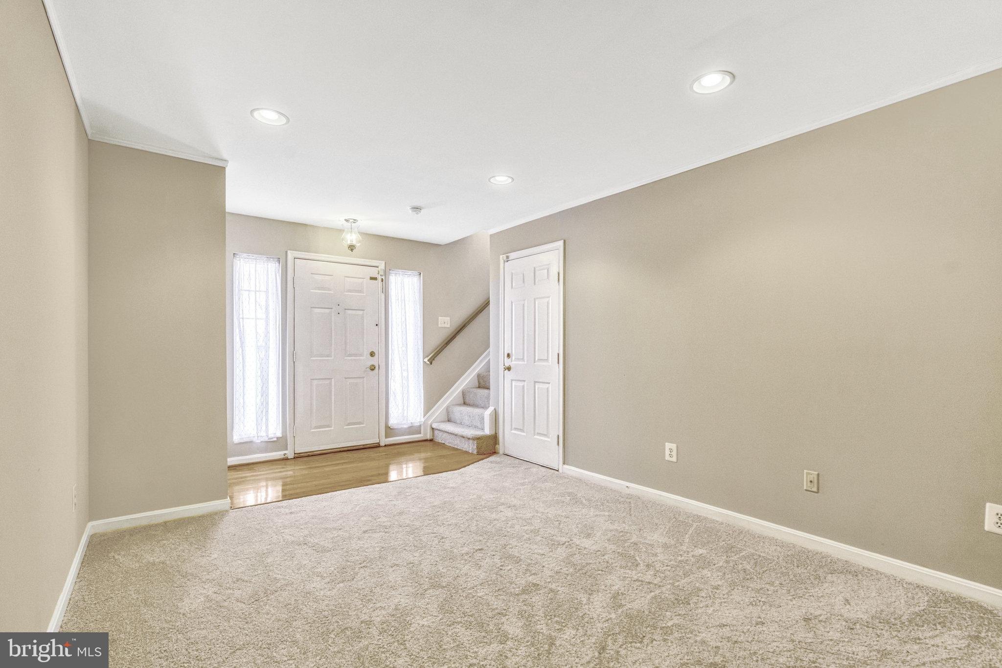 20870 Rockingham Ter