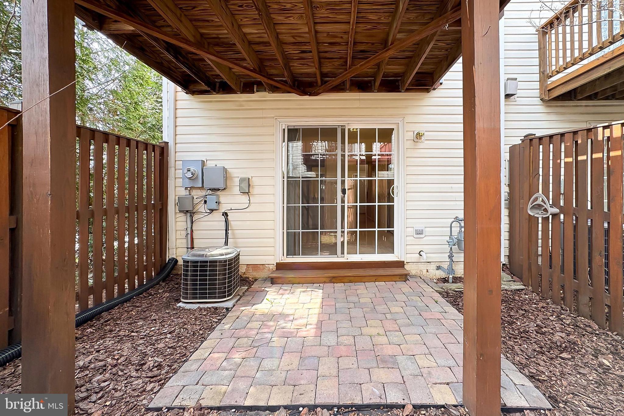 21848 COBBLE POND SQ