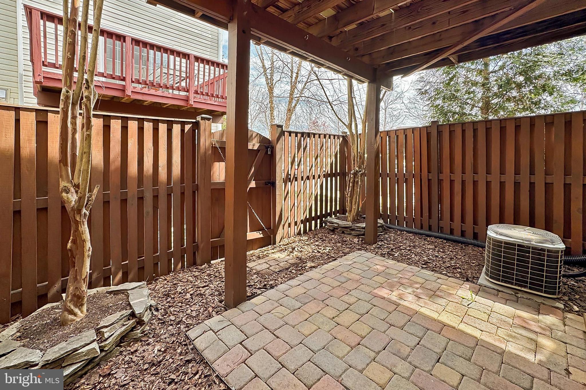 21848 COBBLE POND SQ