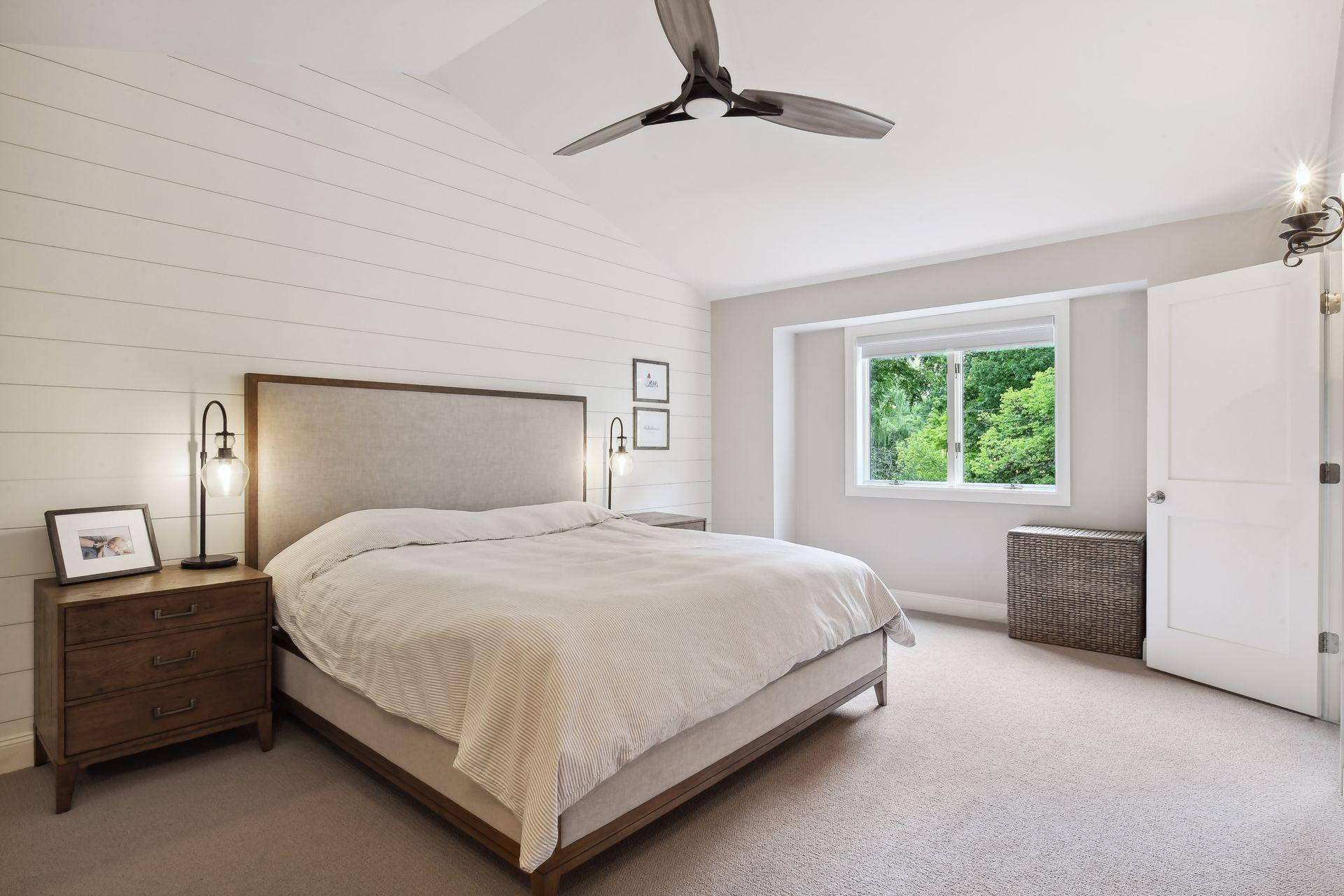 18607 South Ln, Minnetonka