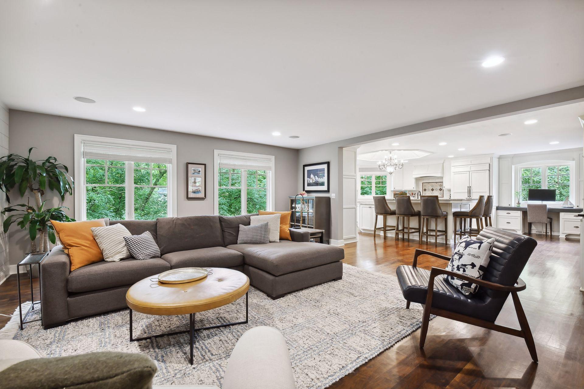 18607 South Ln, Minnetonka