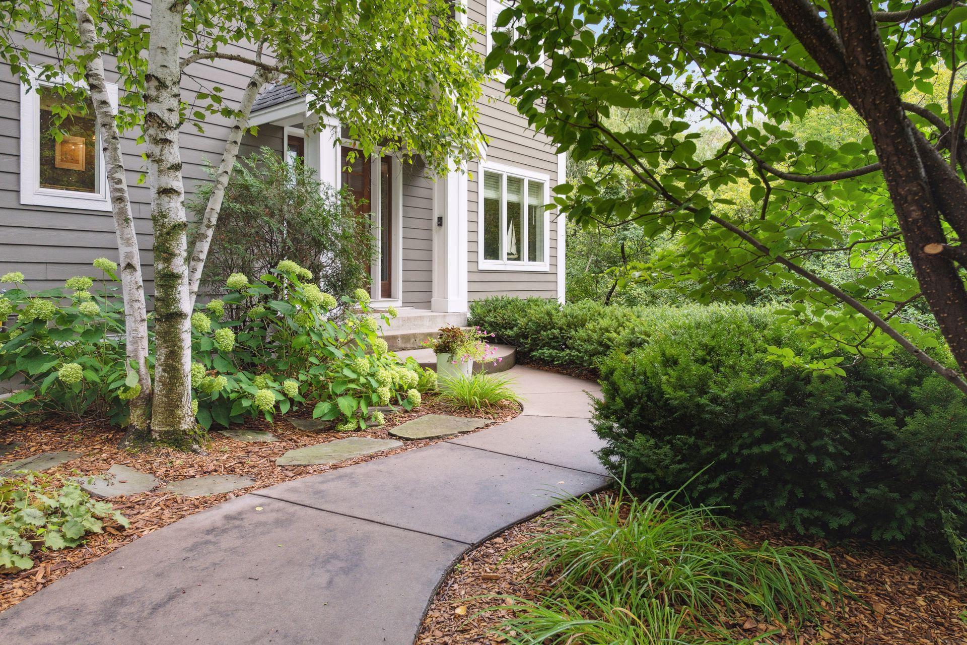 18607 South Ln, Minnetonka