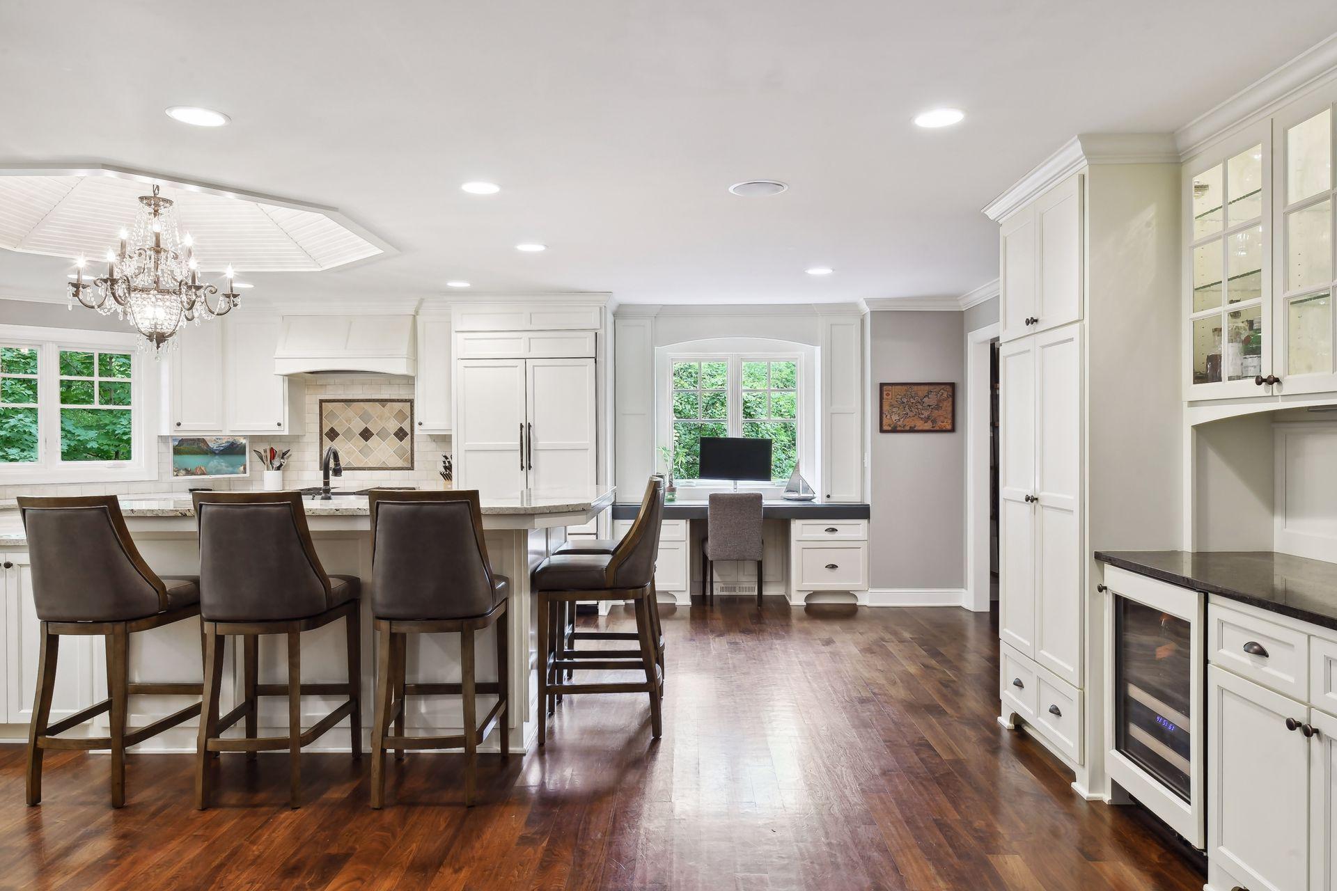 18607 South Ln, Minnetonka