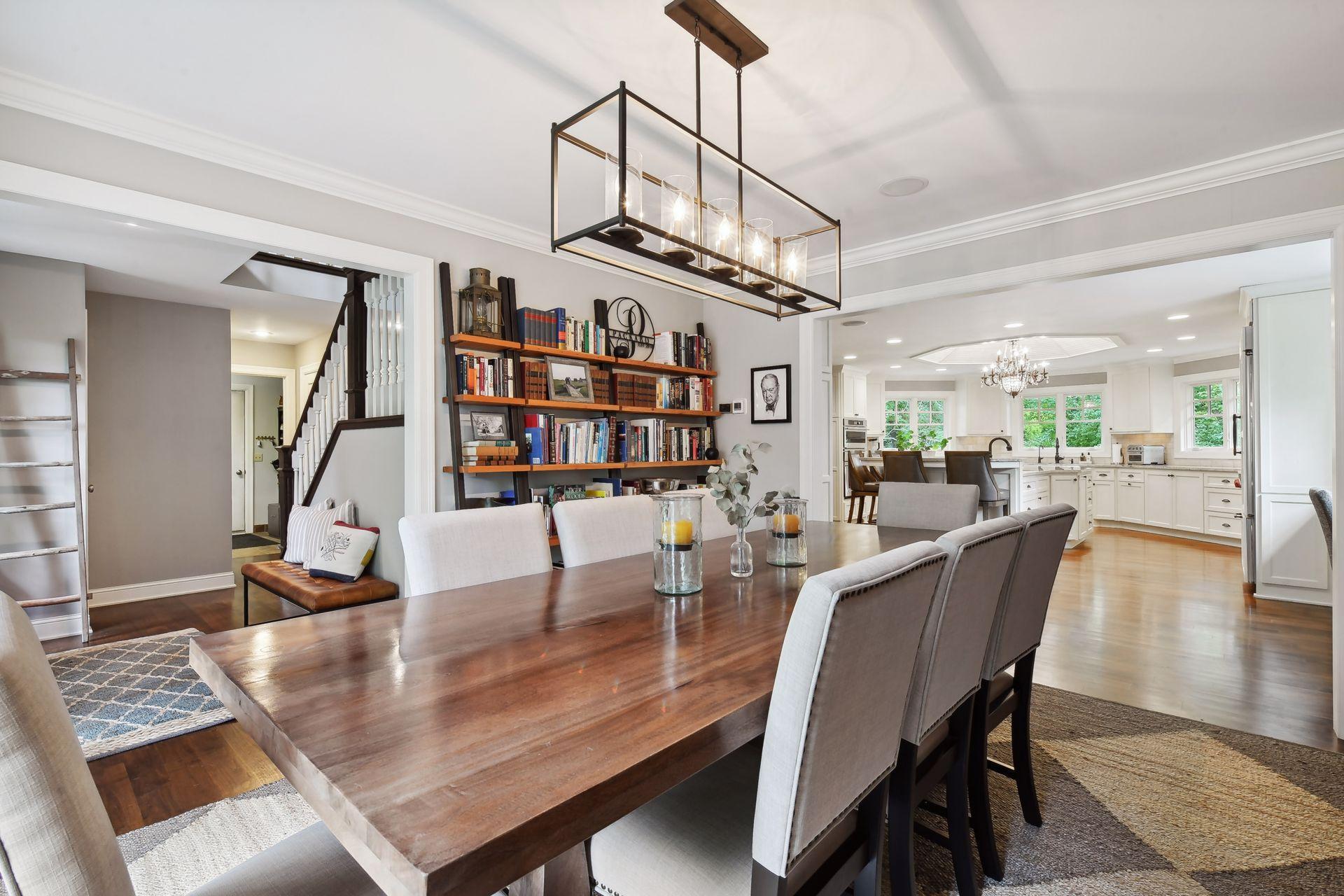 18607 South Ln, Minnetonka