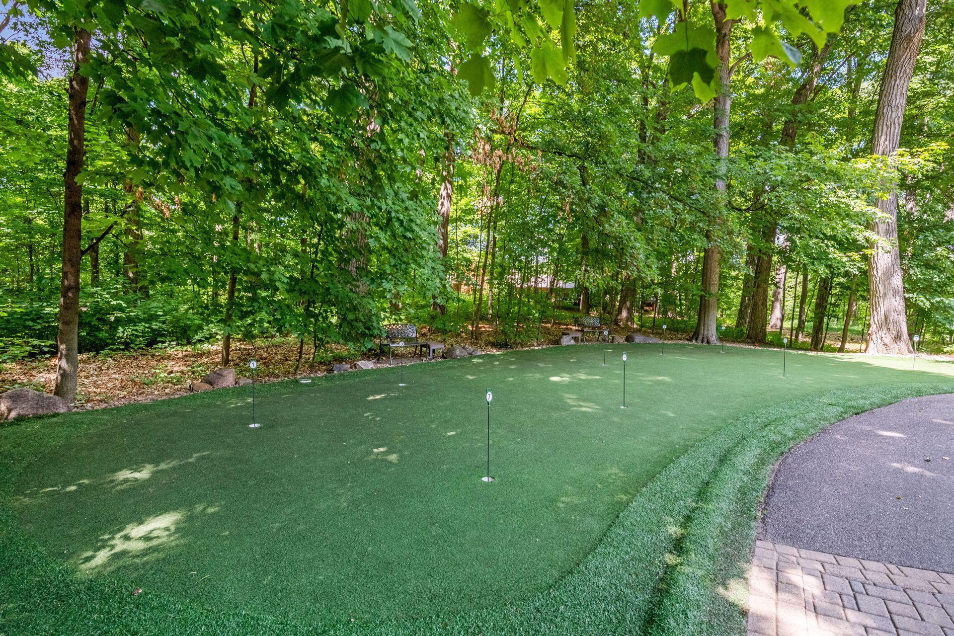 200 Black Oaks Ln, Plymouth