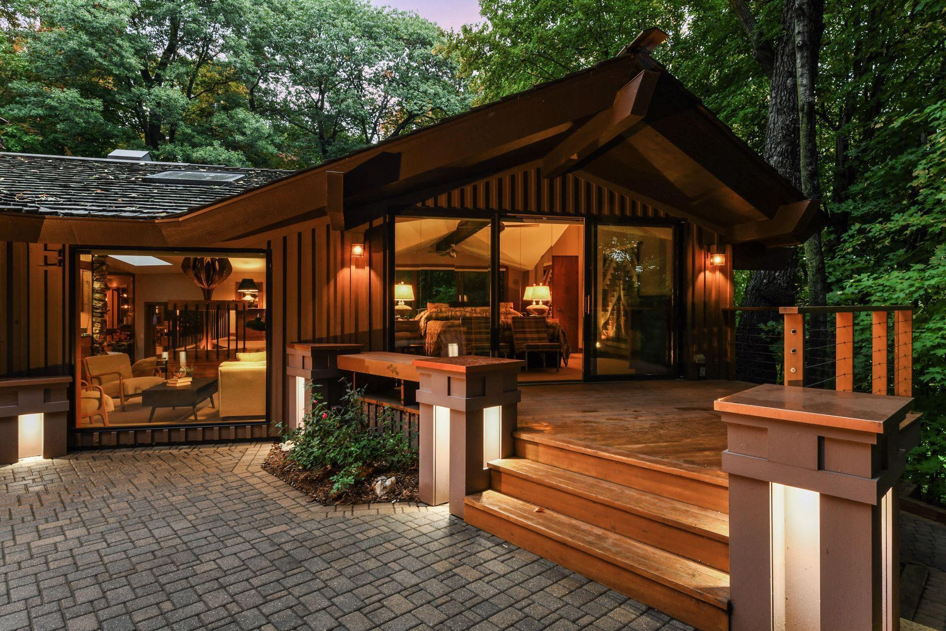 200 Black Oaks Ln, Plymouth