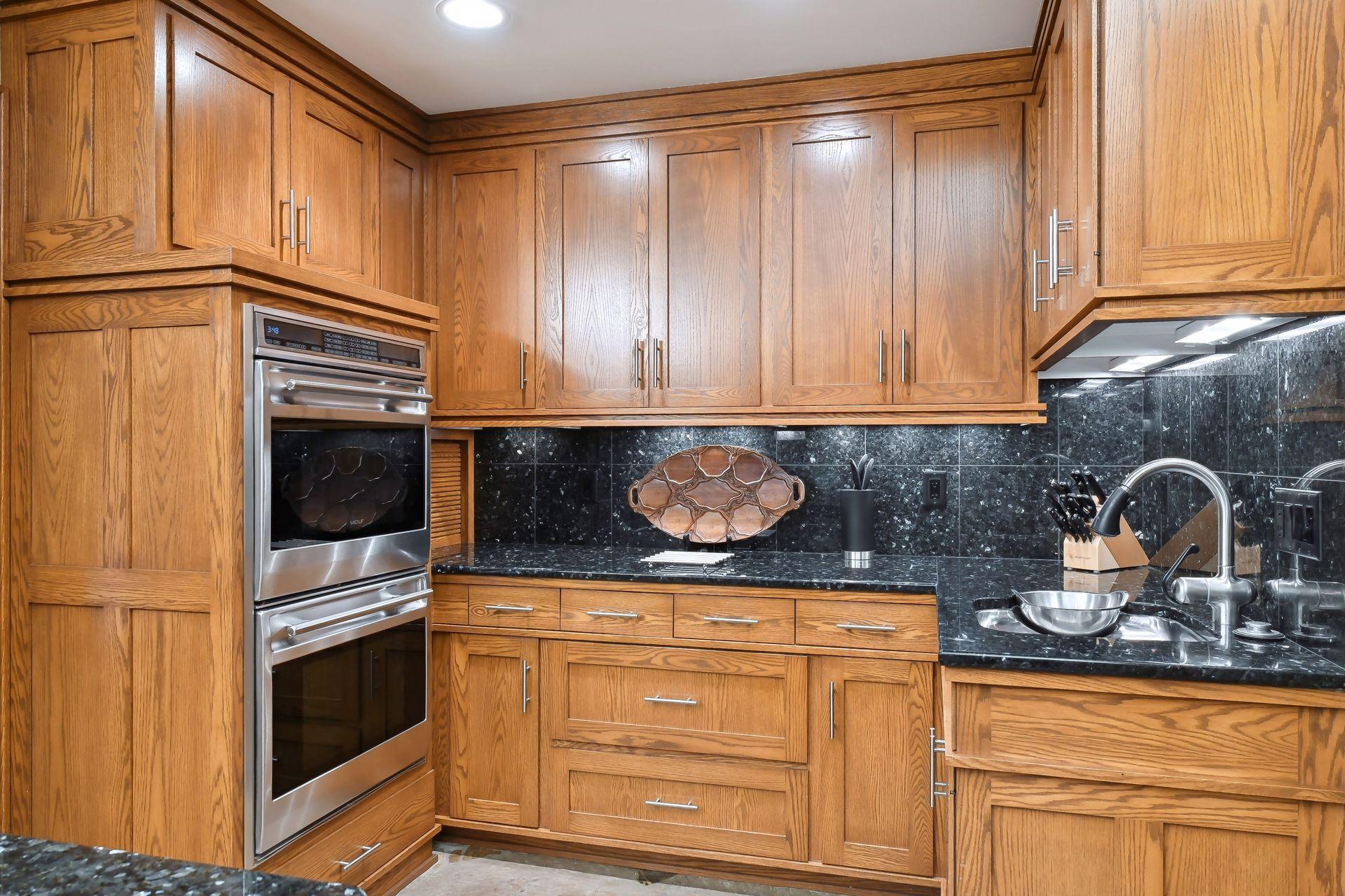 200 Black Oaks Ln, Plymouth