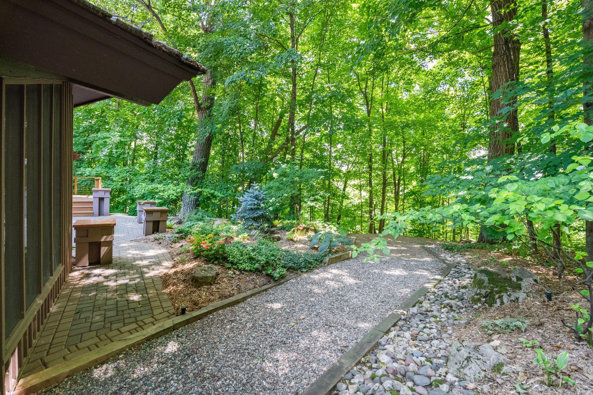 200 Black Oaks Ln, Plymouth