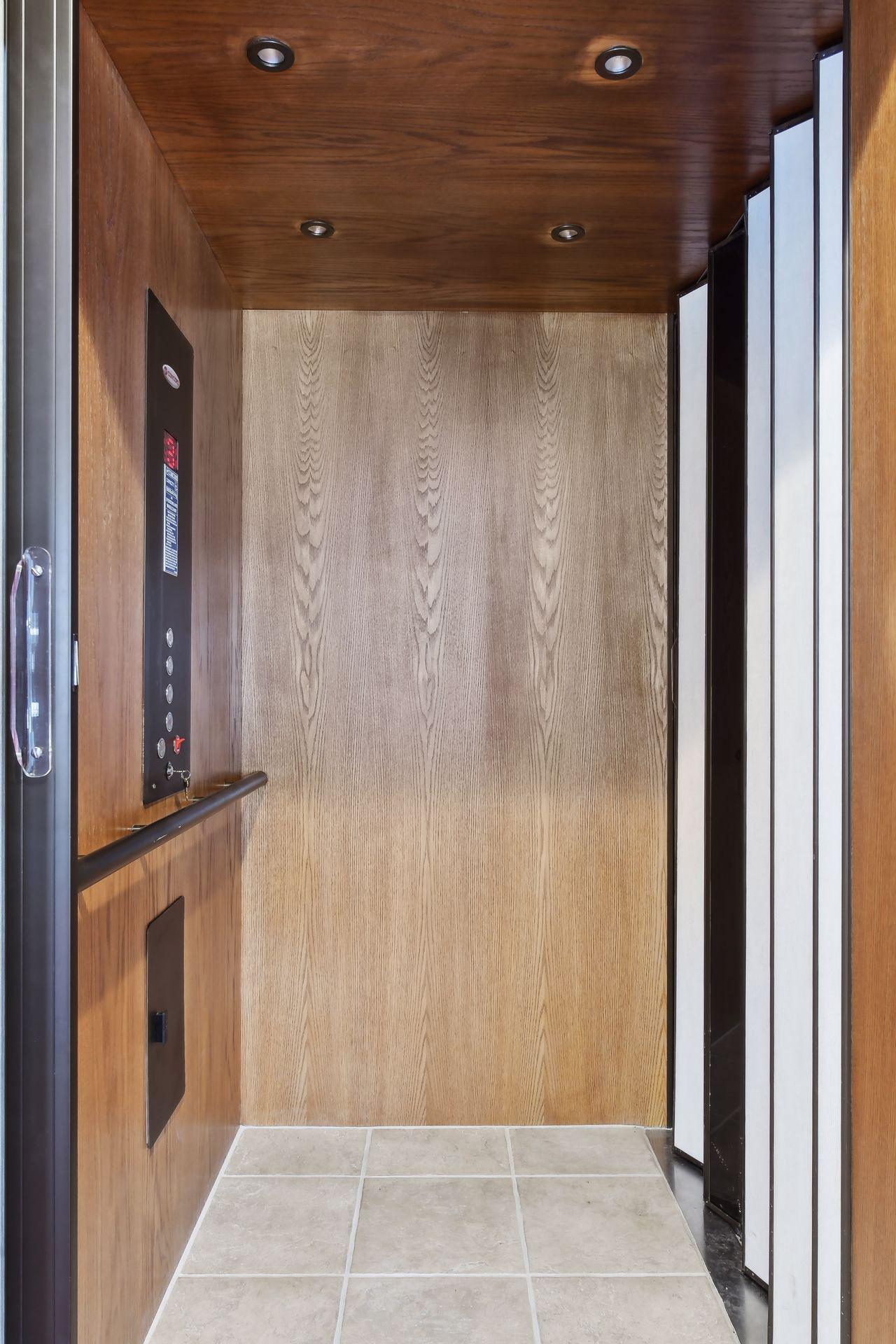 3669 Northshore Dr, Orono