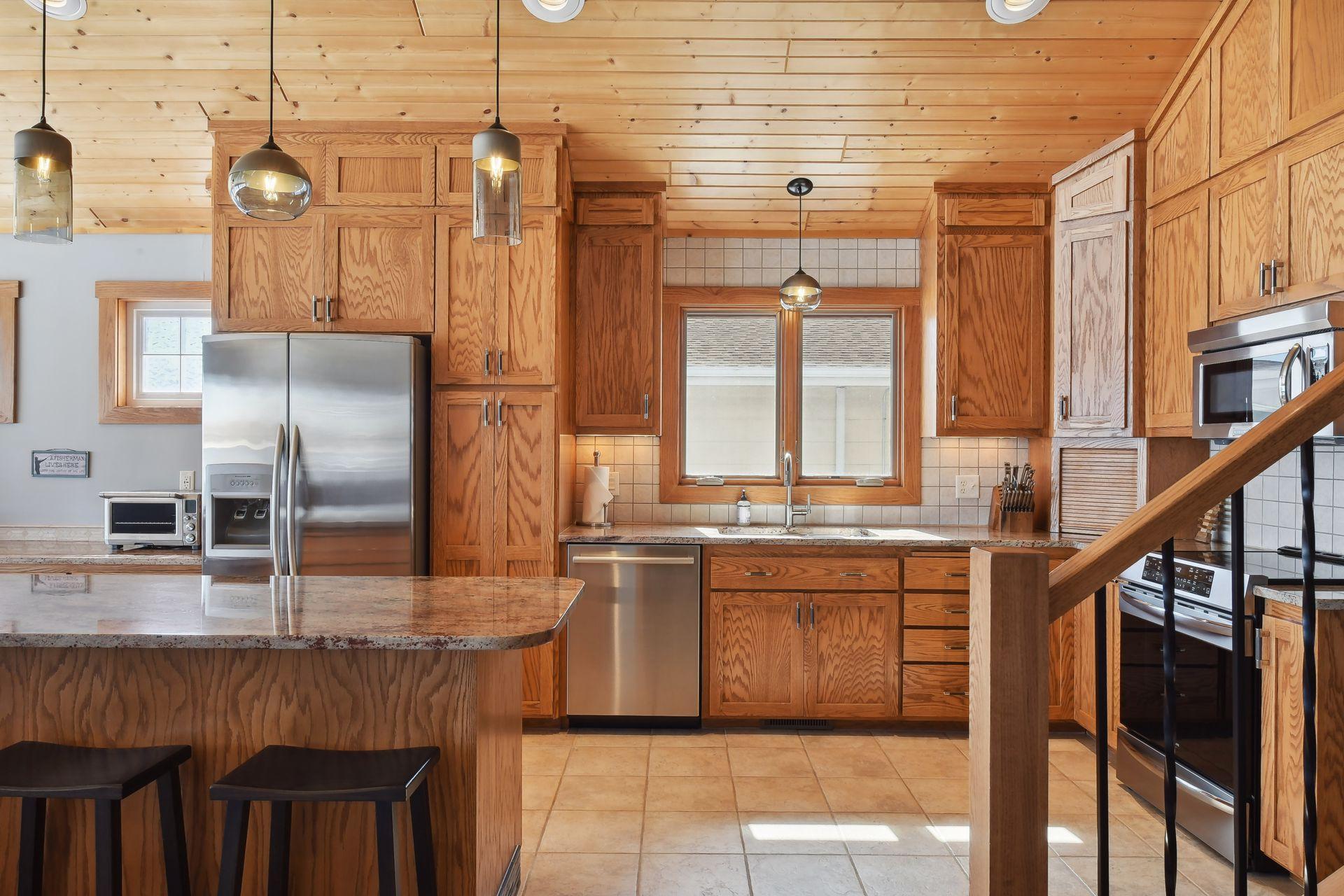 3669 Northshore Dr, Orono