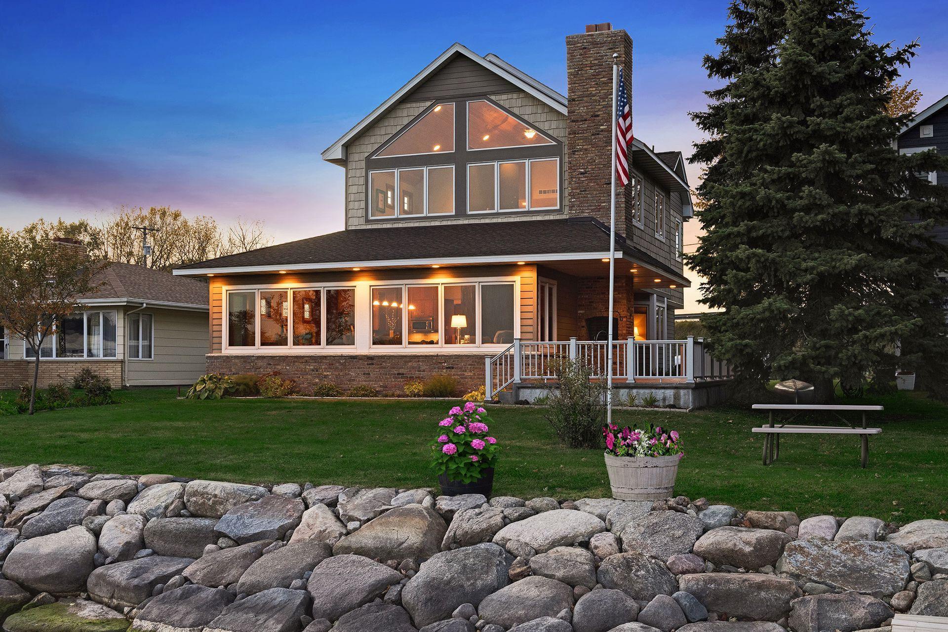 3669 Northshore Dr, Orono