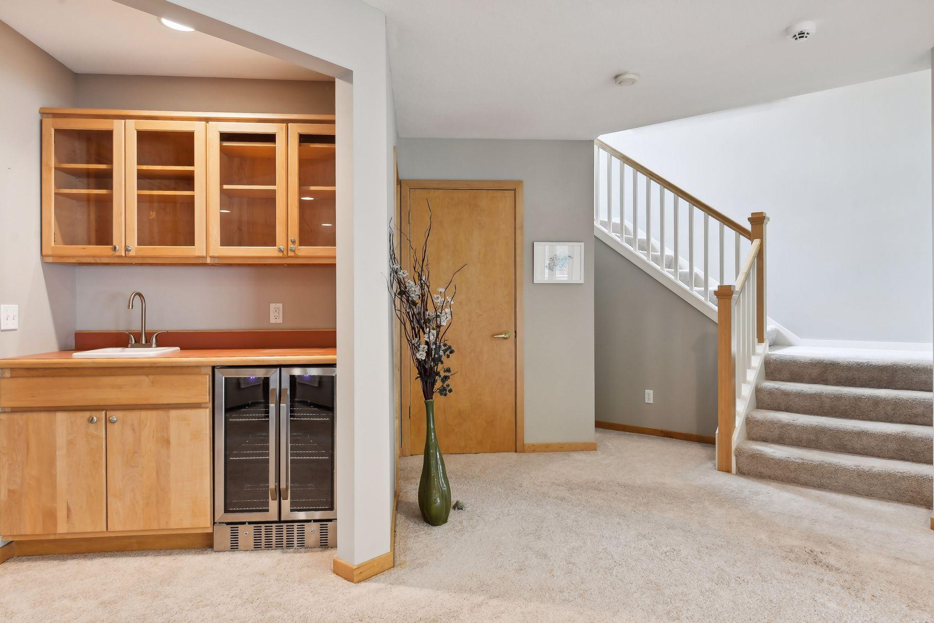 2994 Pelican Point Cir, Mound