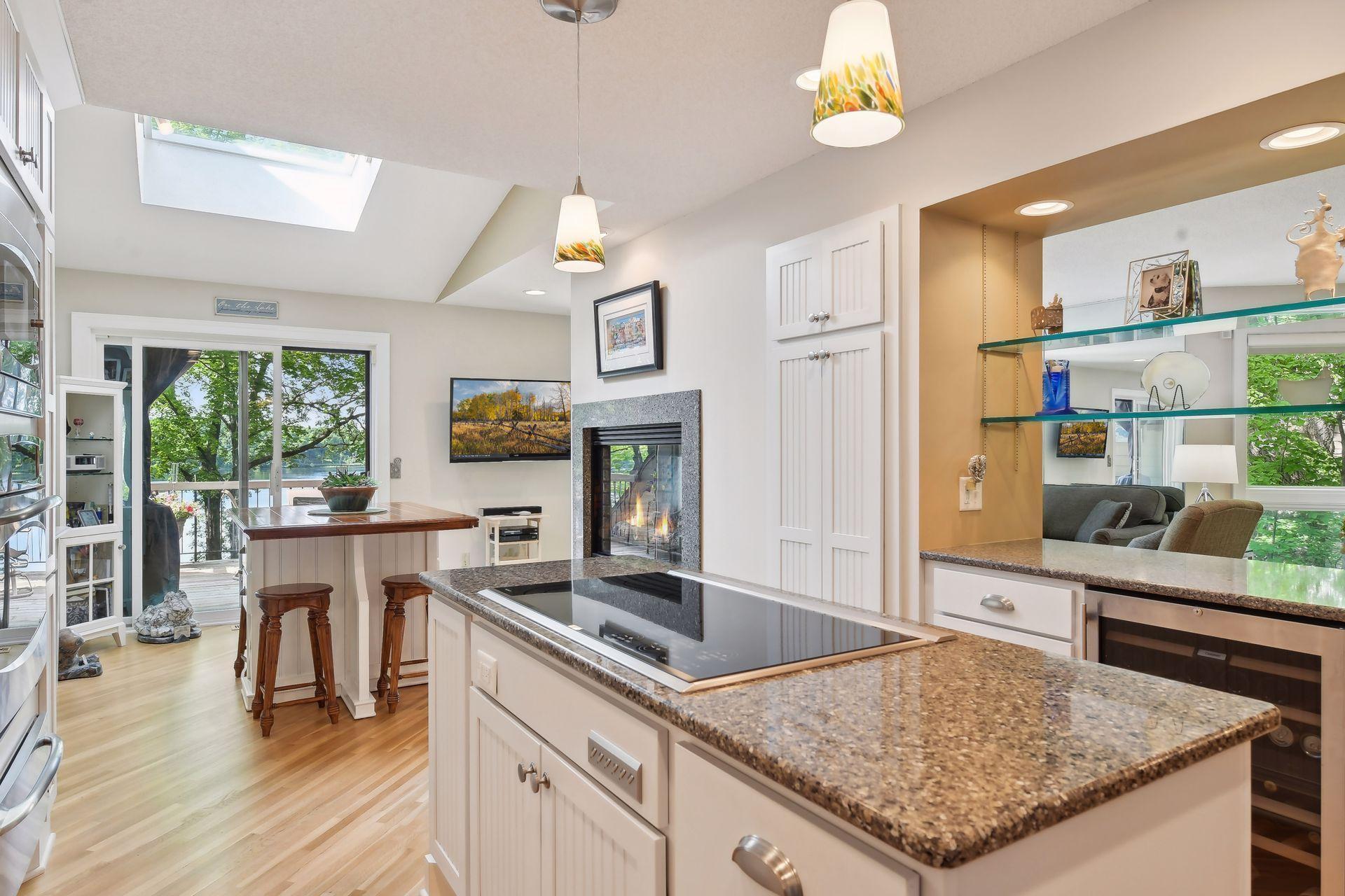 1272 Tealwood Pl, Long Lake
