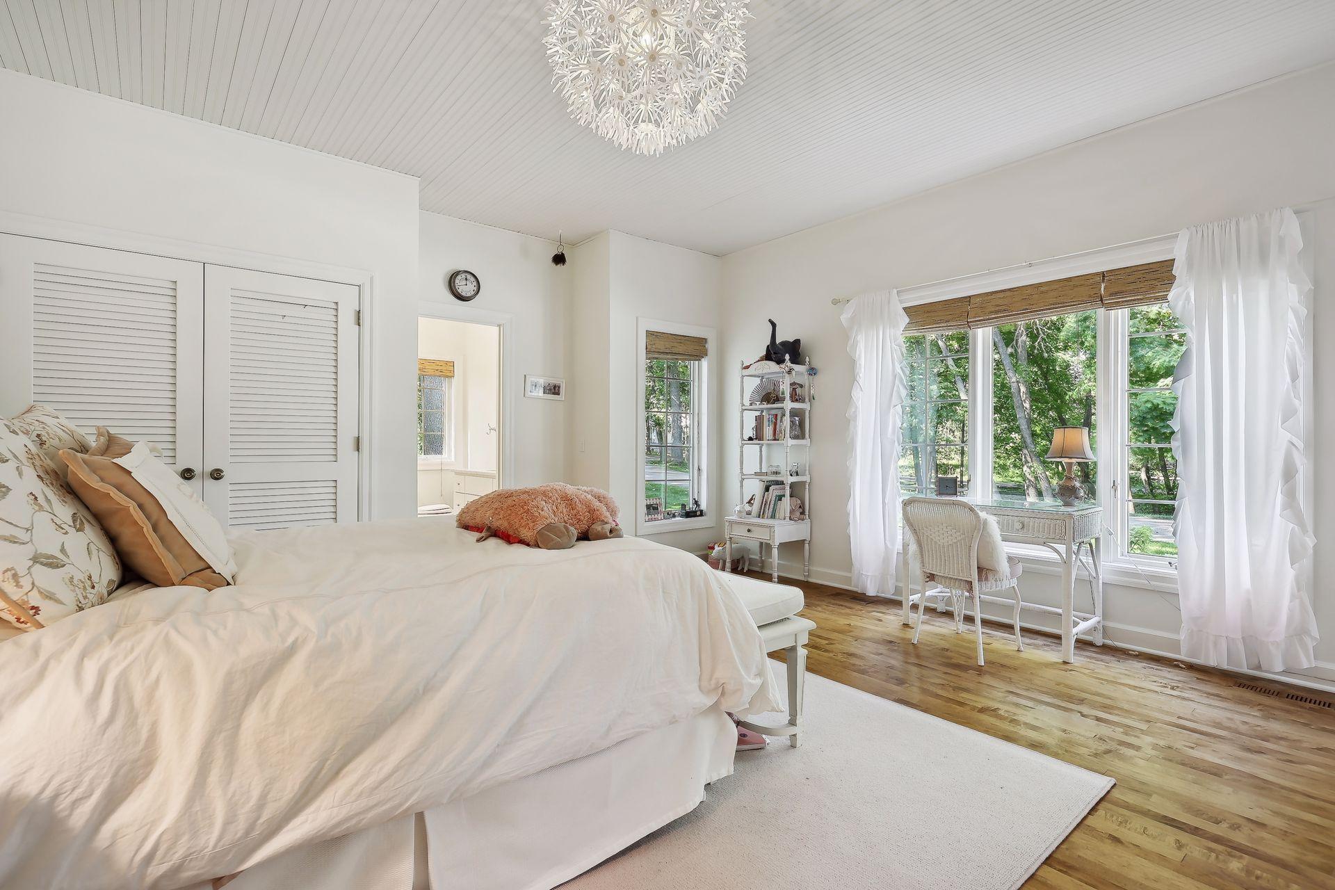 2195 French Lake Rd, Orono