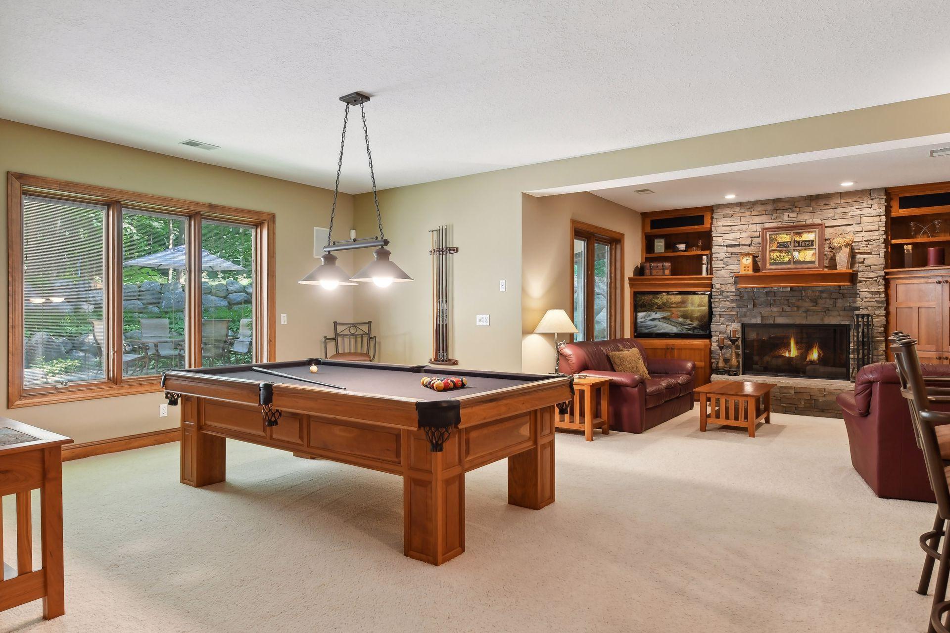 5995 Maple Forest, Minnetrista