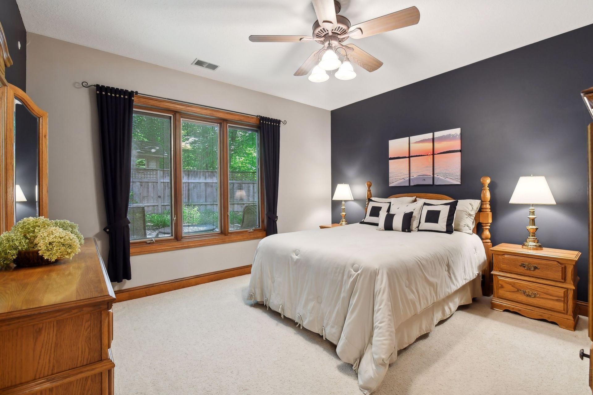 5995 Maple Forest, Minnetrista