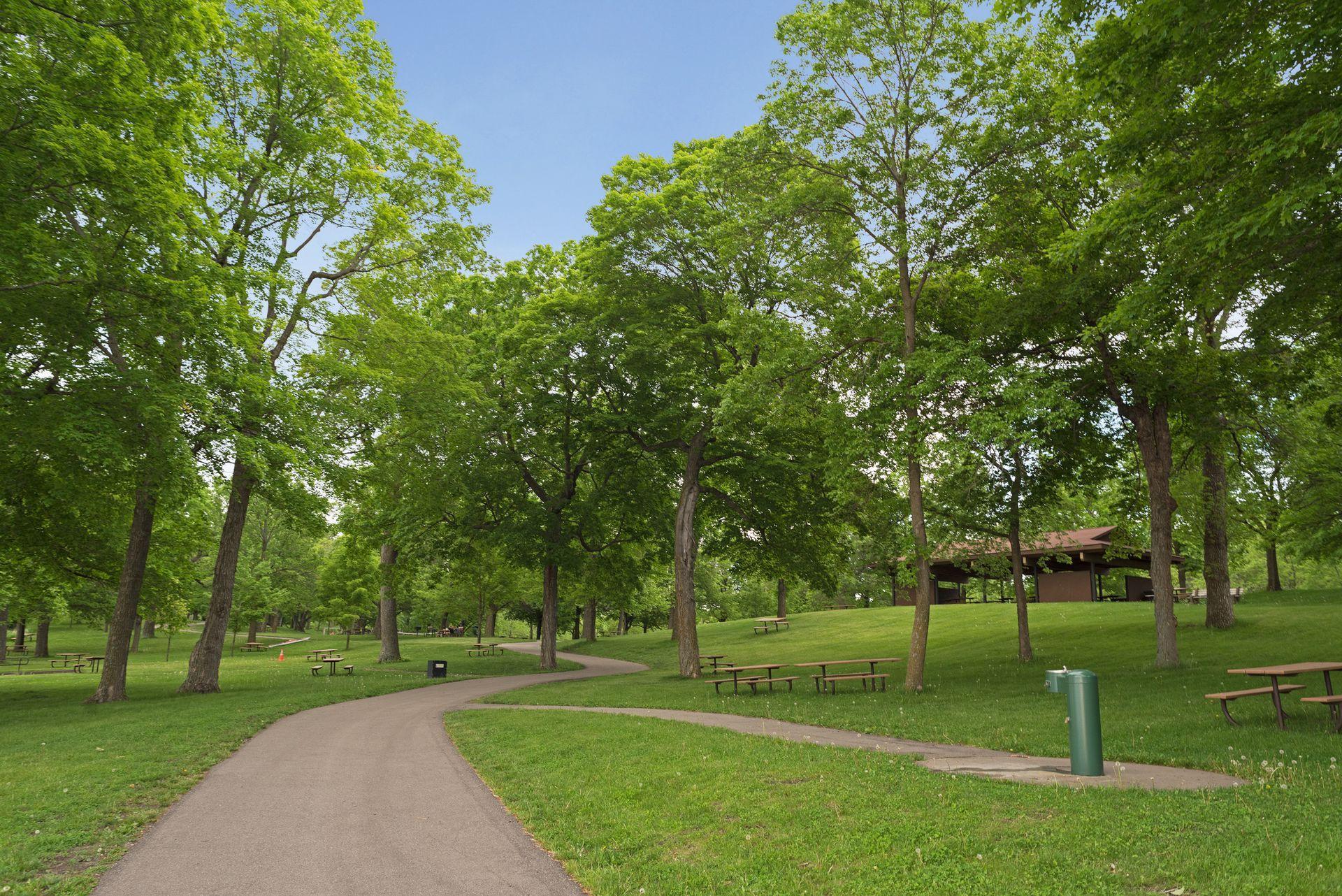 6140 Wood Hill Ln, Independence