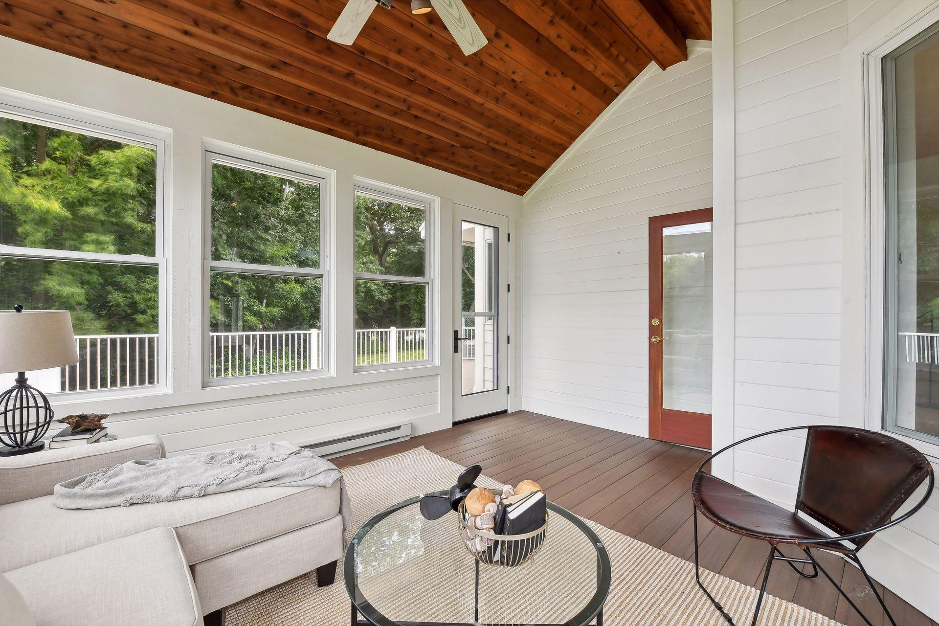 6140 Wood Hill Ln, Independence