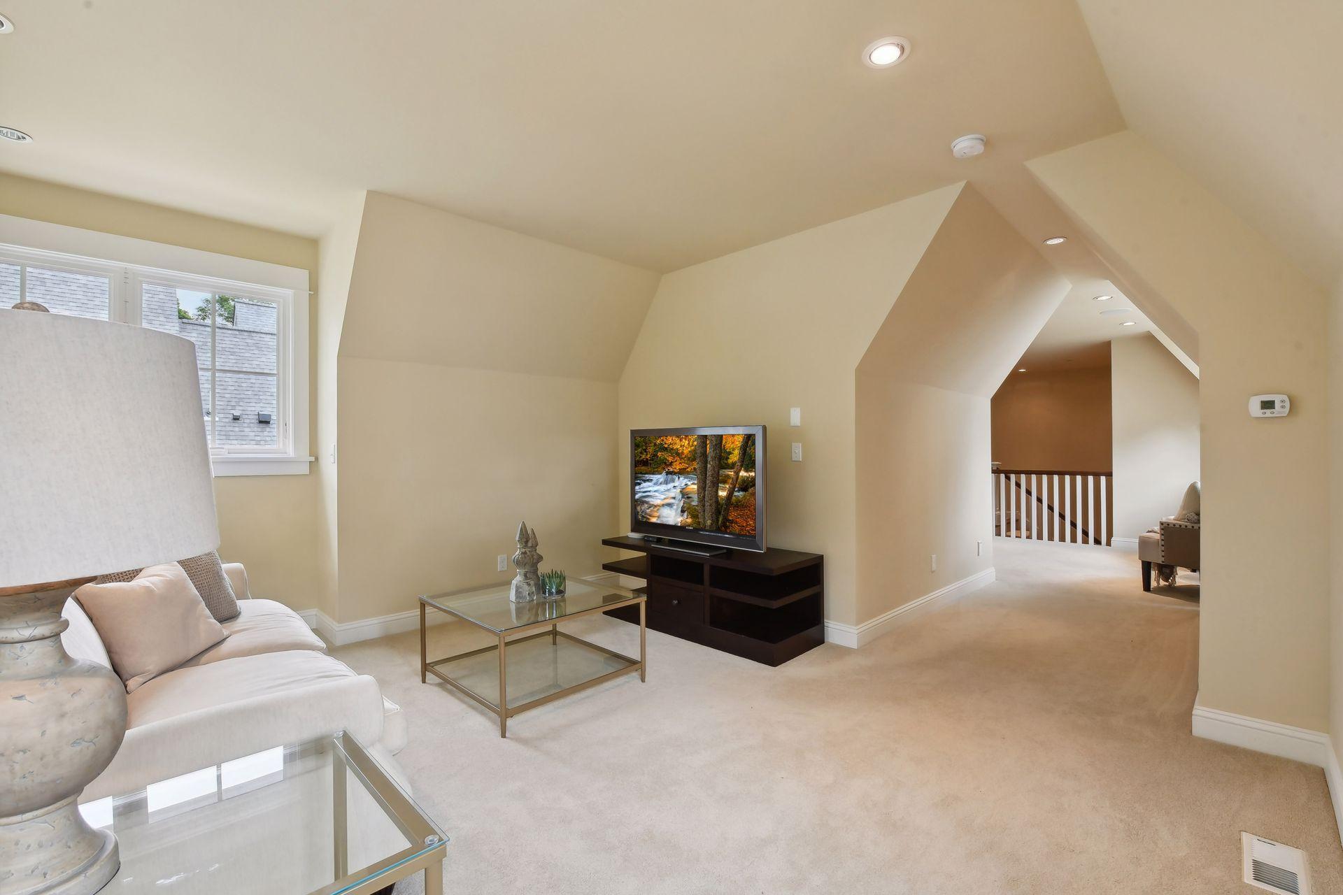 2903 Westwood Rd, Minnetonka Beach