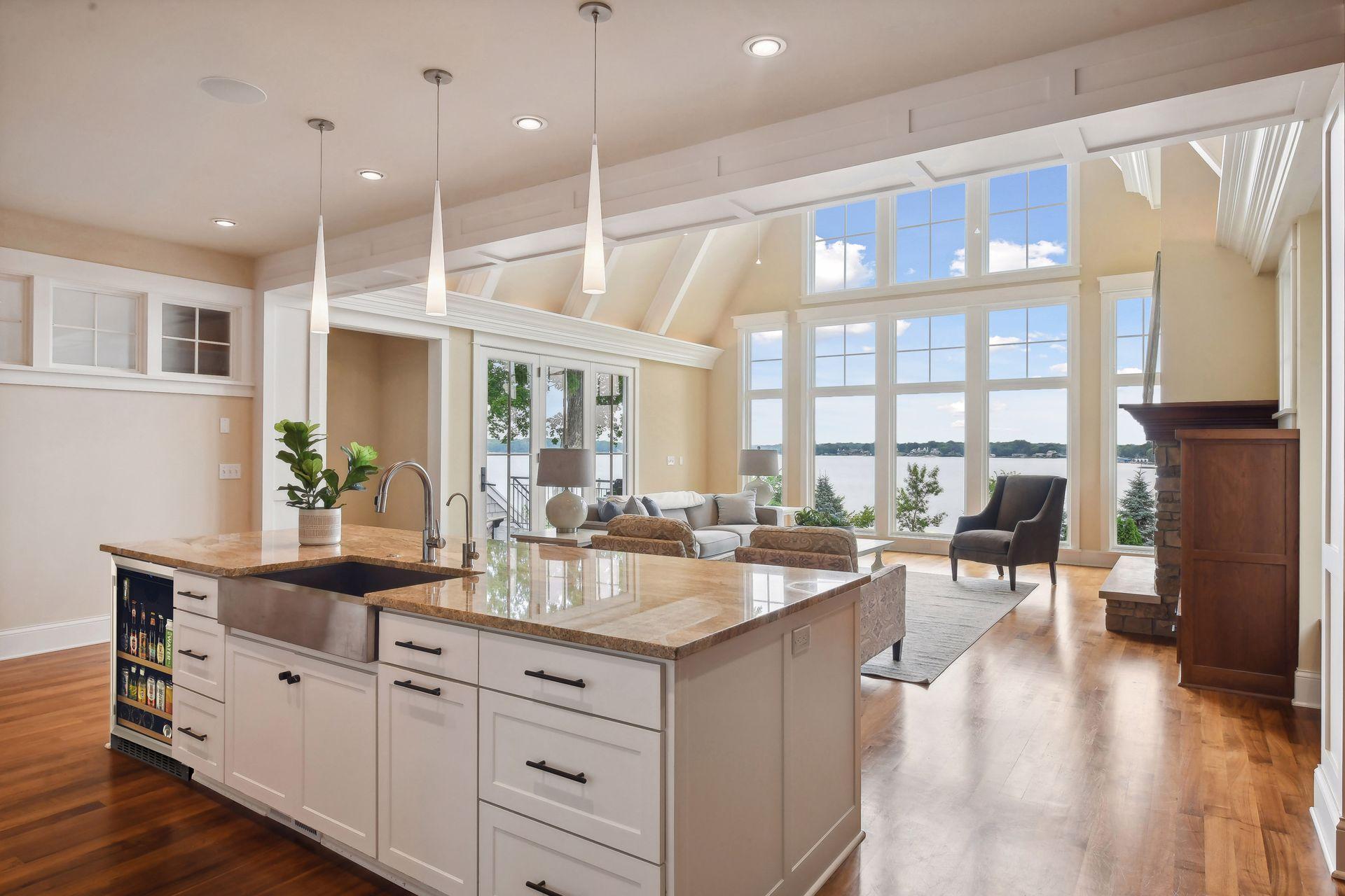 2903 Westwood Rd, Minnetonka Beach