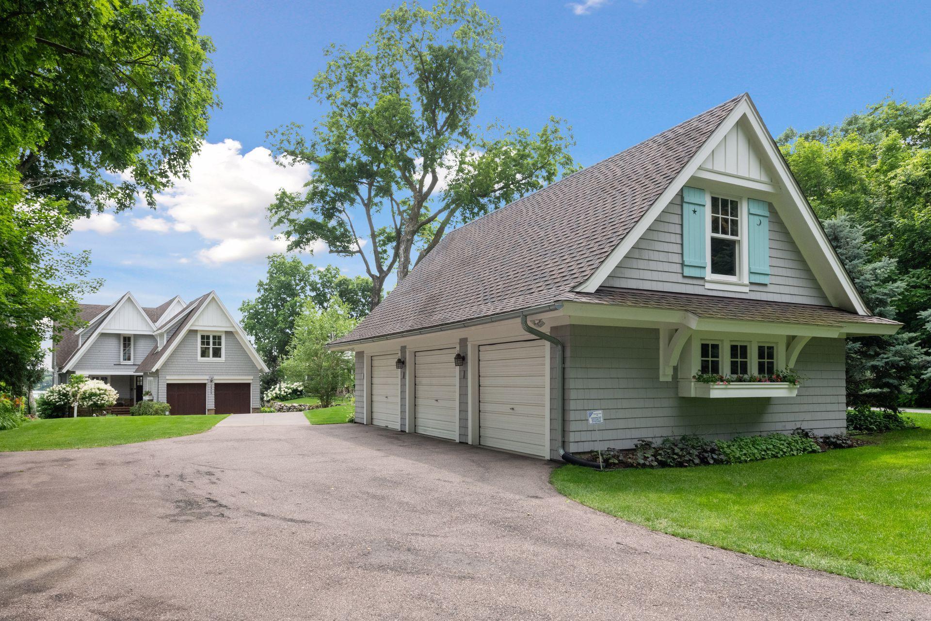 2903 Westwood Rd, Minnetonka Beach