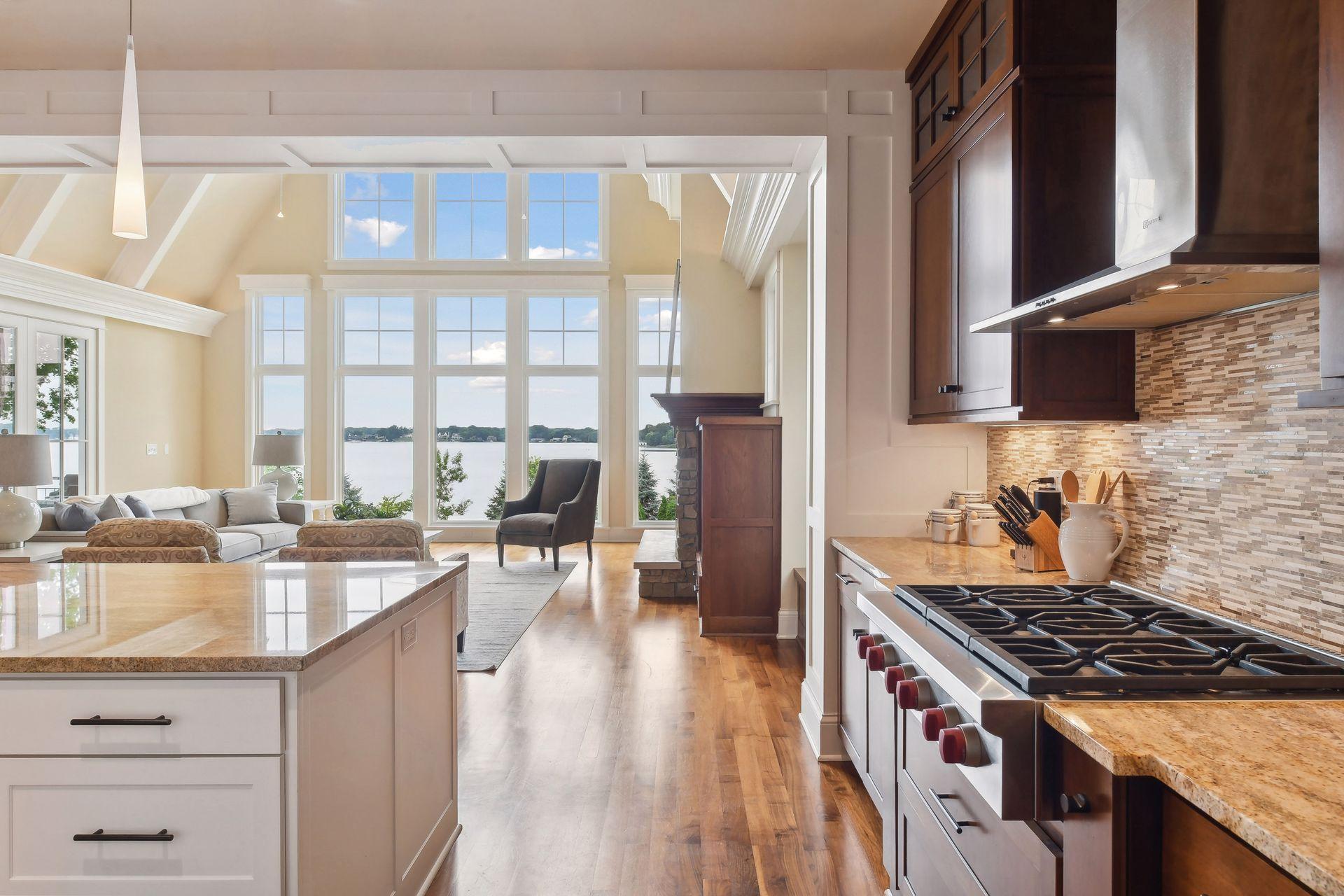 2903 Westwood Rd, Minnetonka Beach