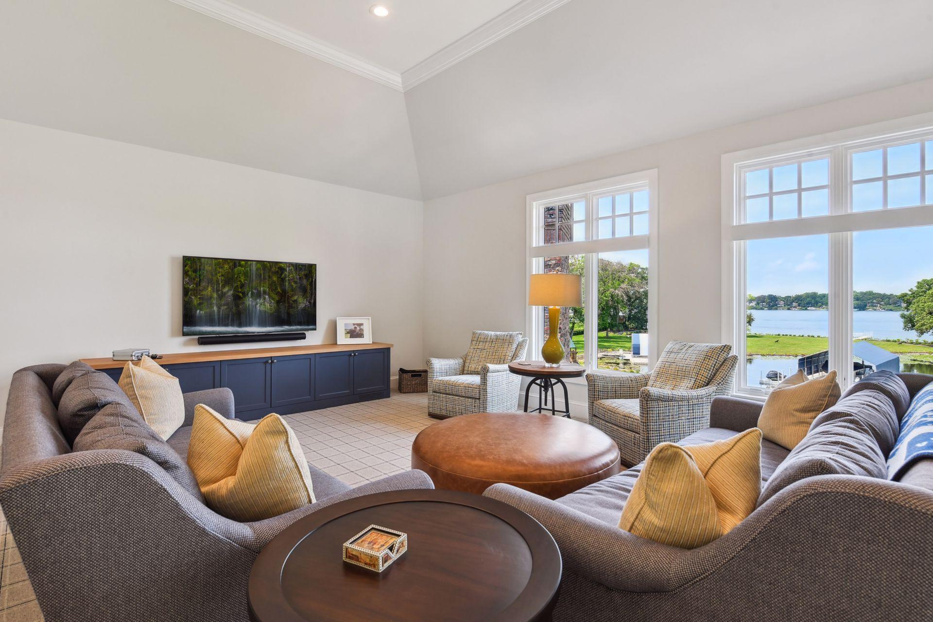 27640 Island View Road