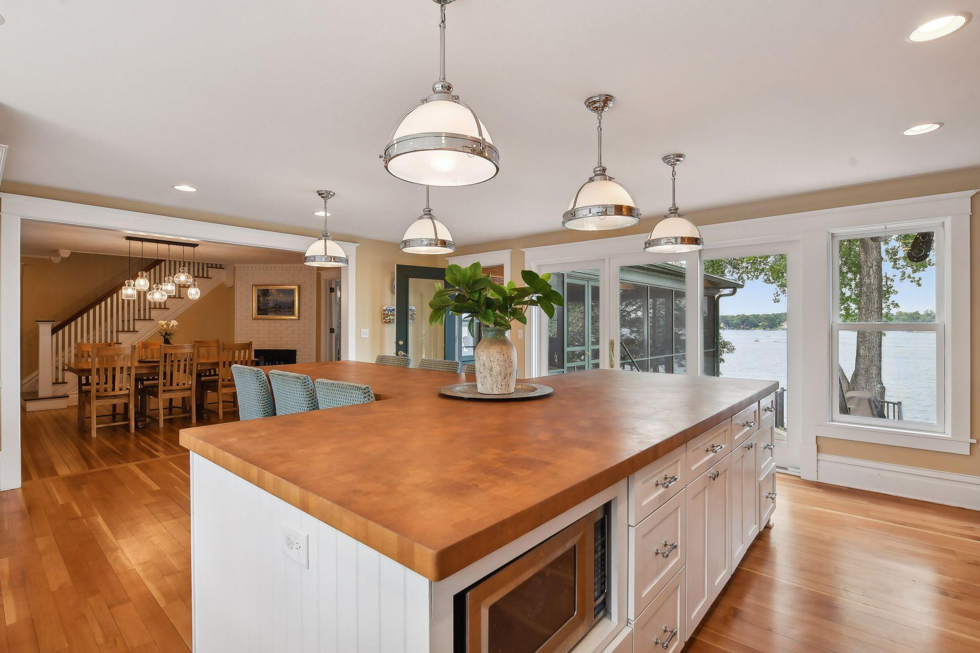 174 West Lake St, Excelsior