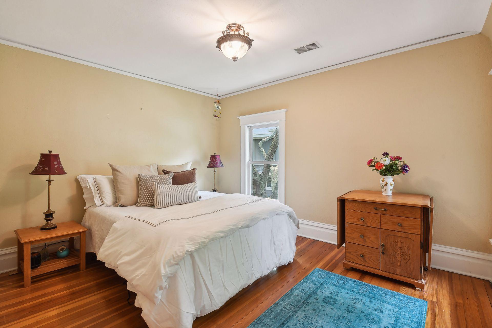 174 West Lake St, Excelsior