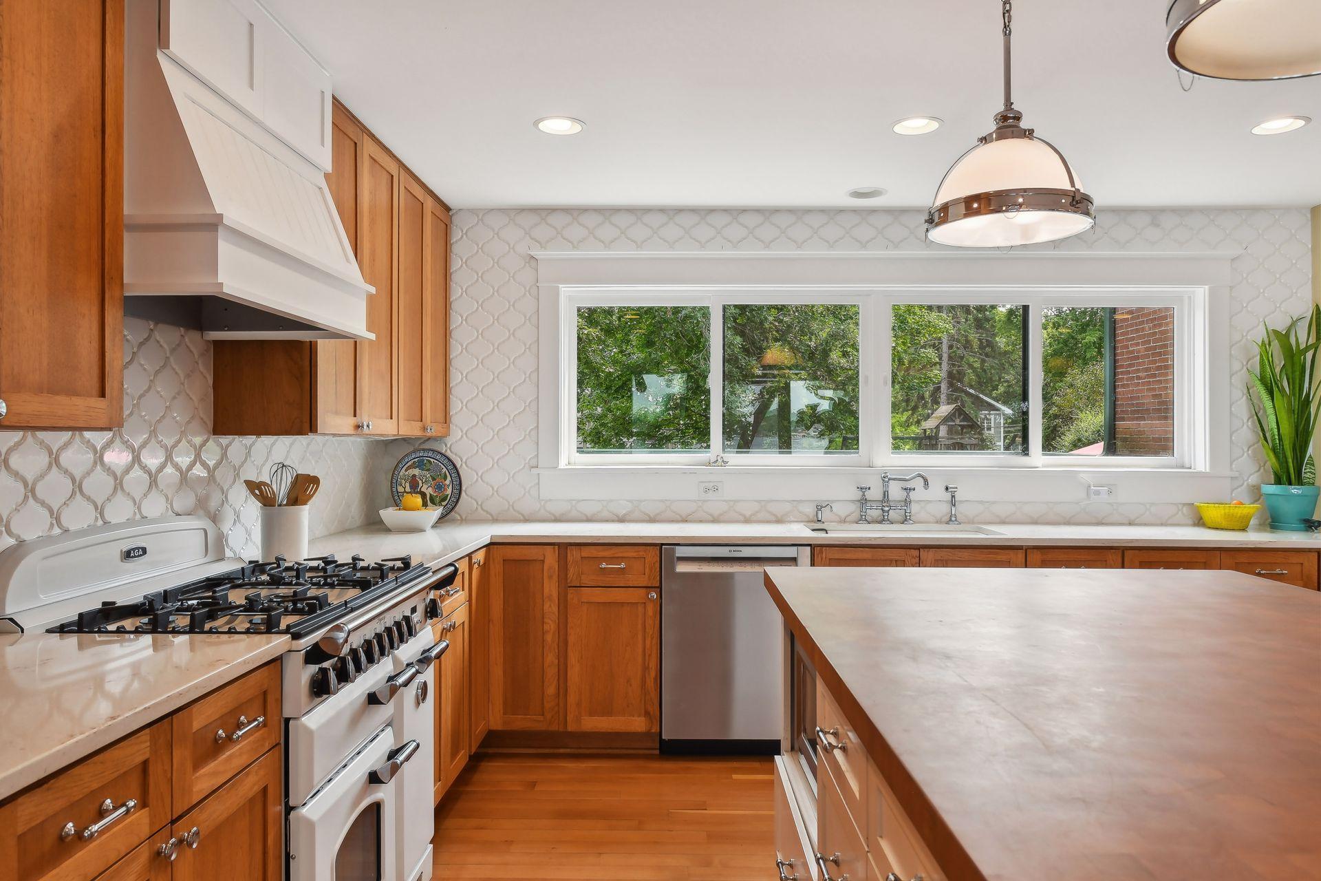 174 West Lake St, Excelsior