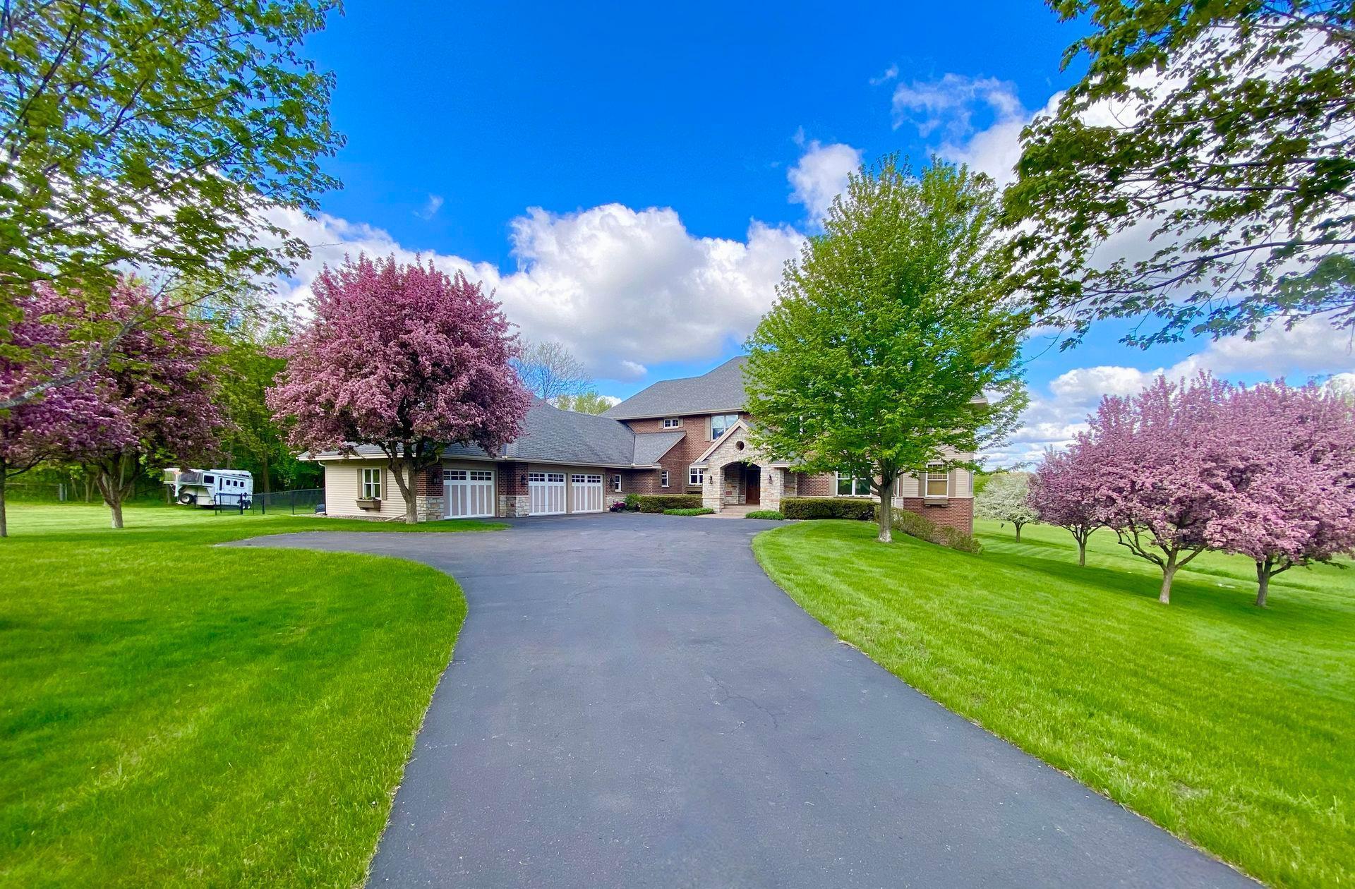 2335 Hollybush Rd, Medina