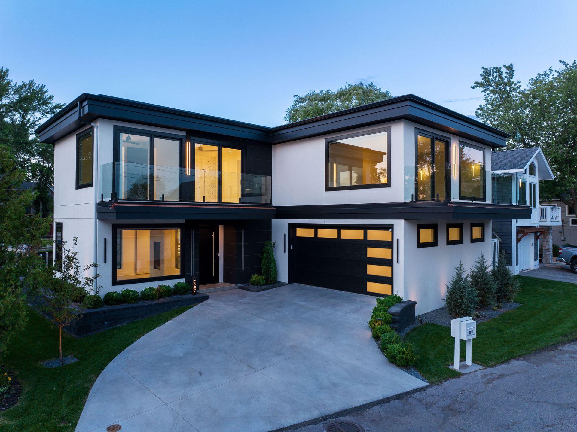 2507 Bantas Point Ln, Minnetonka