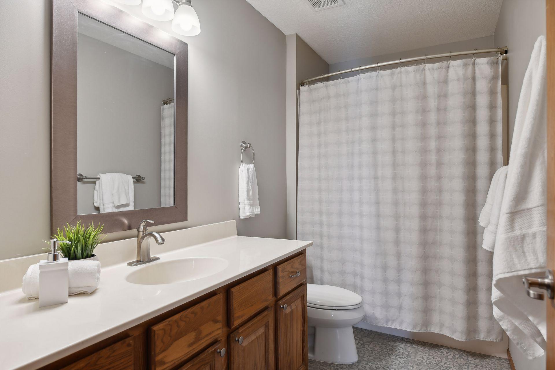 1609 Maple Manors Ct, Mound