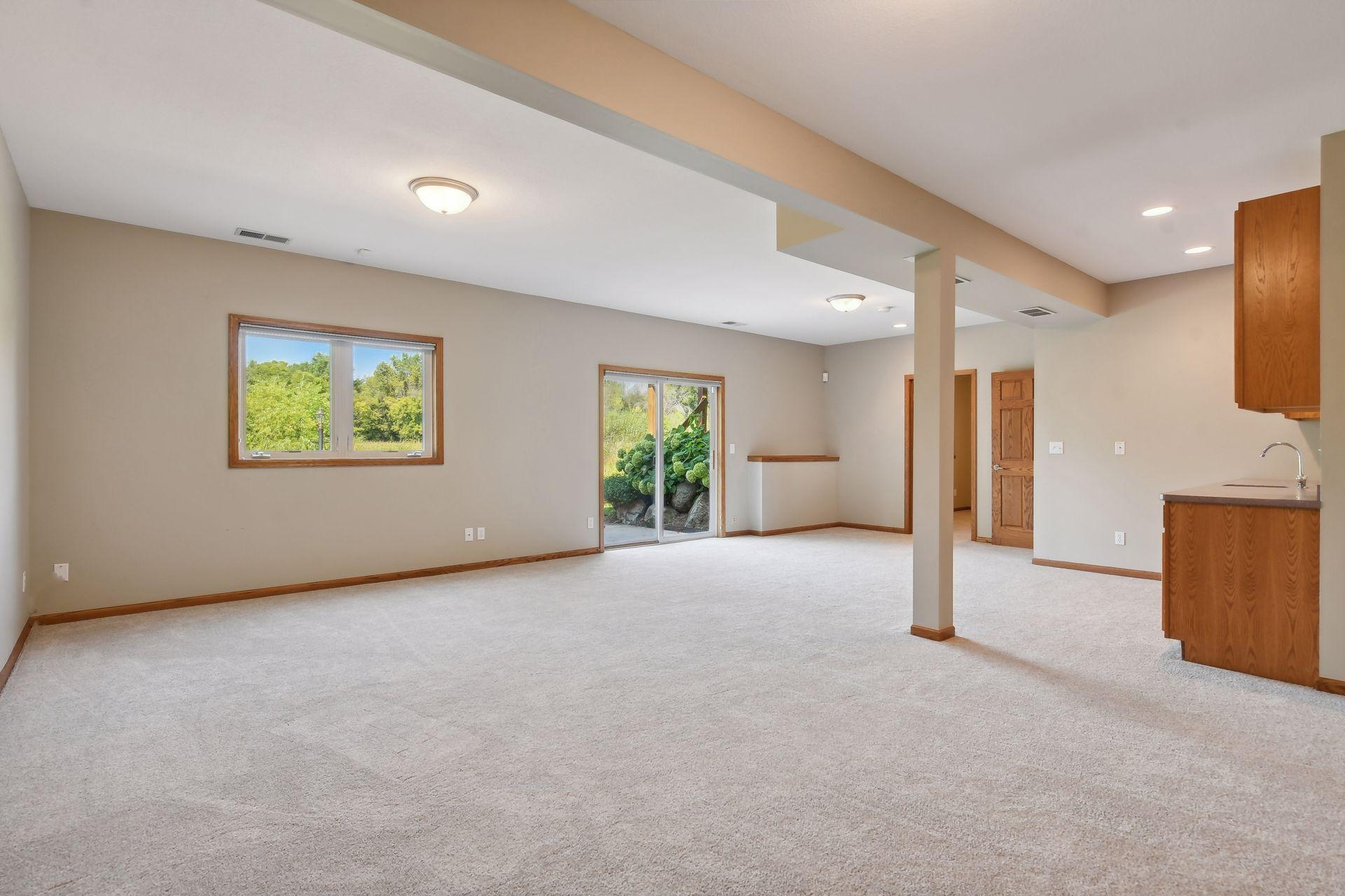 1609 Maple Manors Ct, Mound