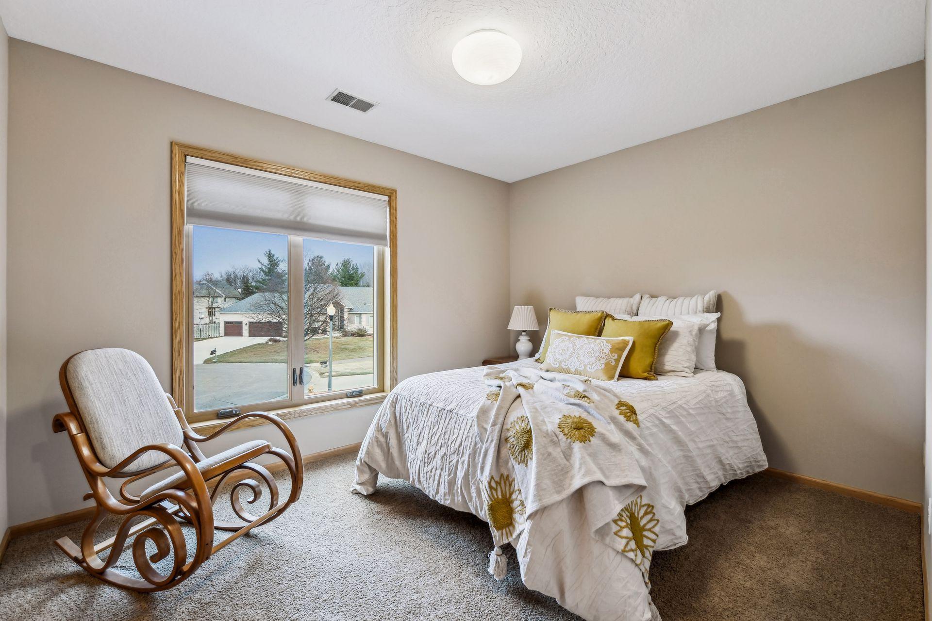 4255 Quinwood Lane N, Plymouth