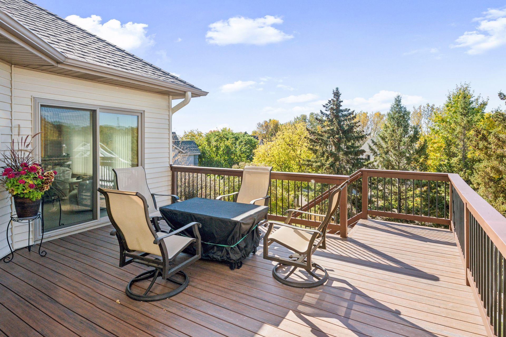 4255 Quinwood Lane N, Plymouth