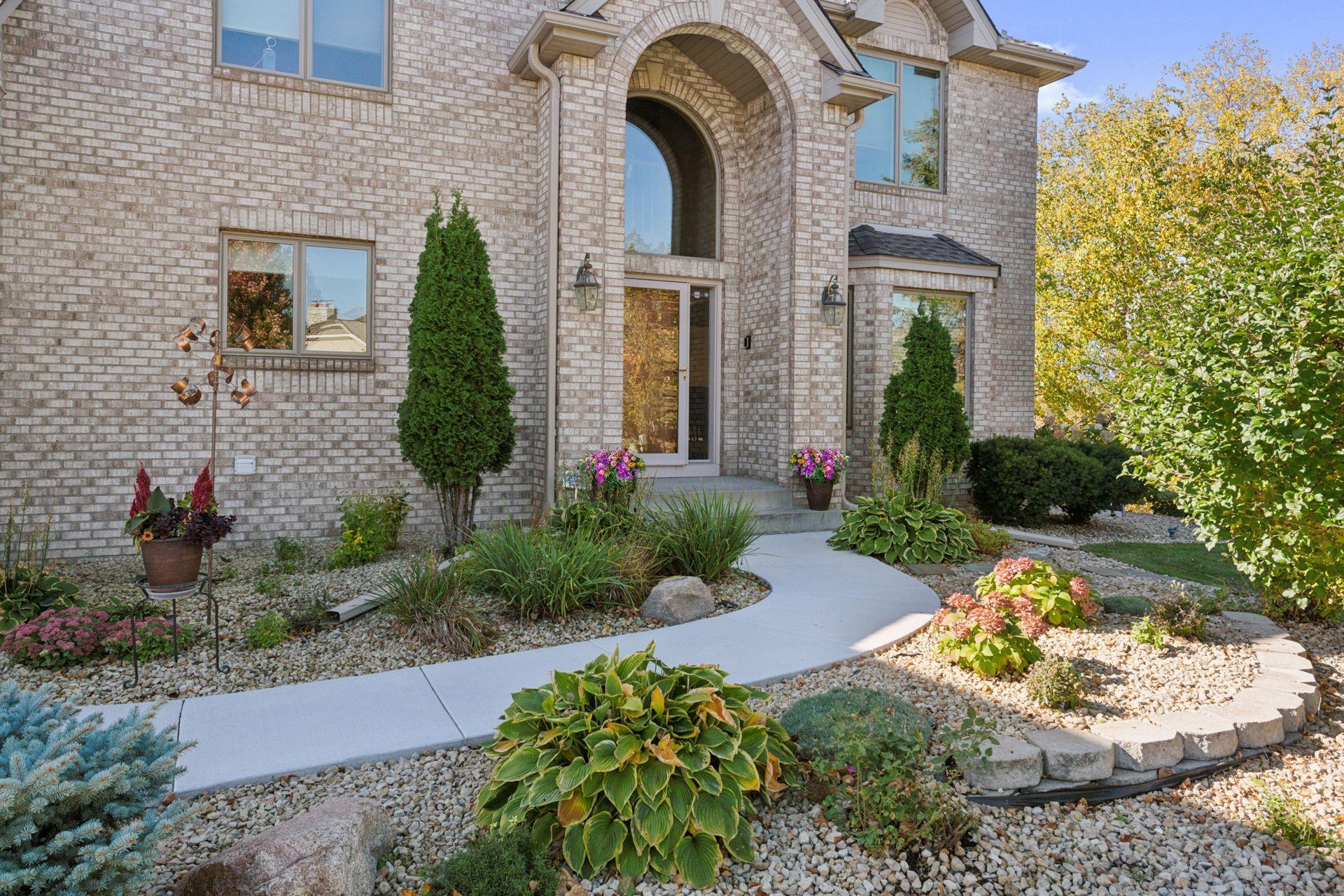 4255 Quinwood Lane N, Plymouth