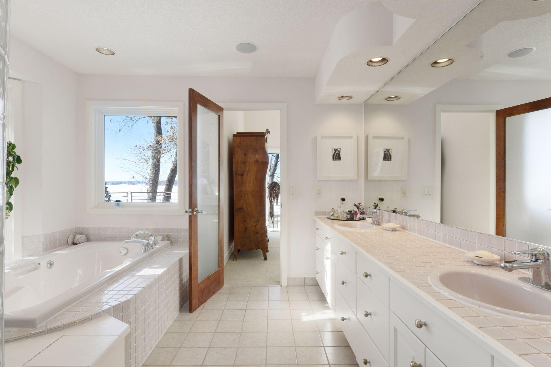 3061 Casco Point Rd, Orono