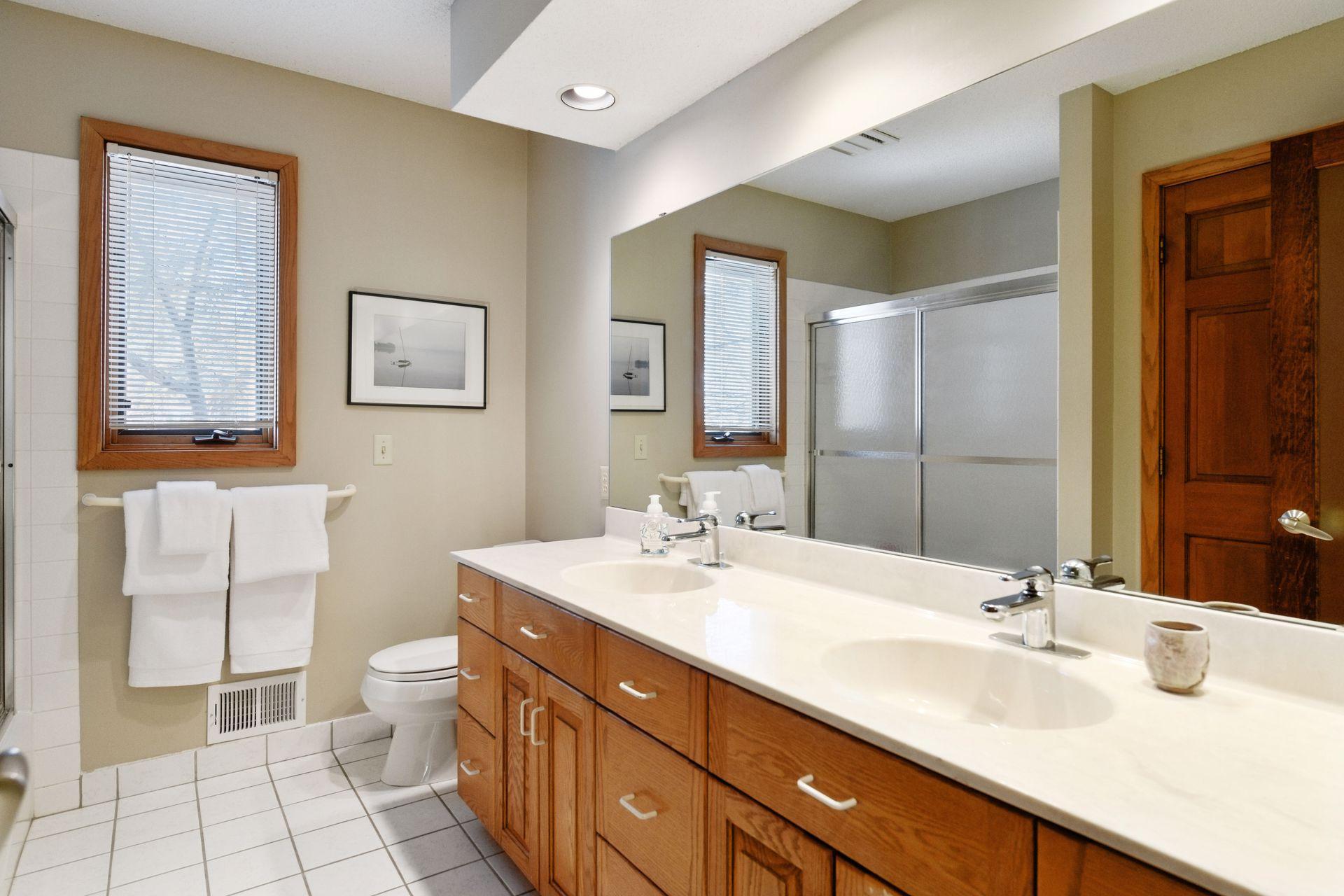 3061 Casco Point Rd, Orono