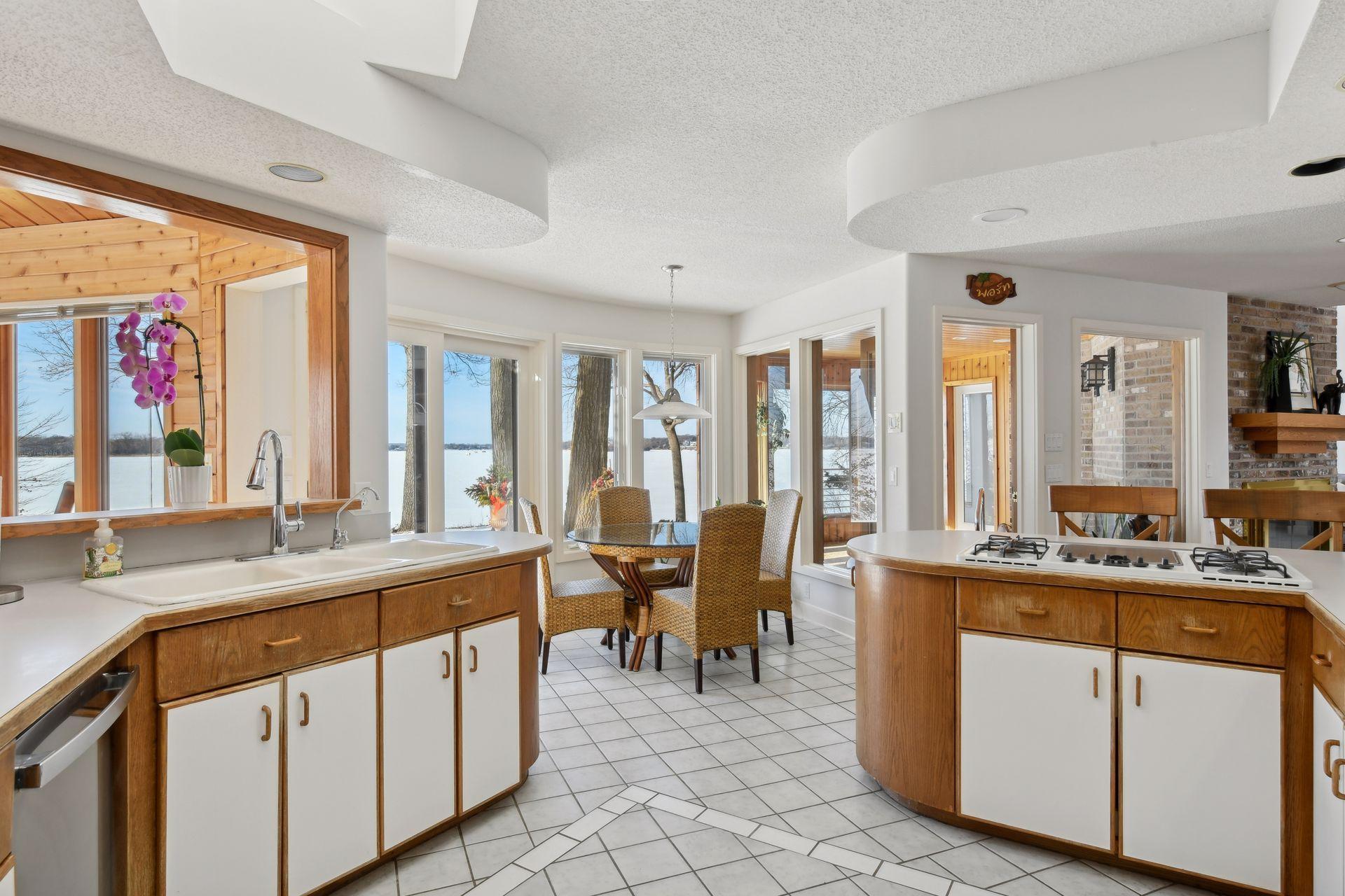 3061 Casco Point Rd, Orono