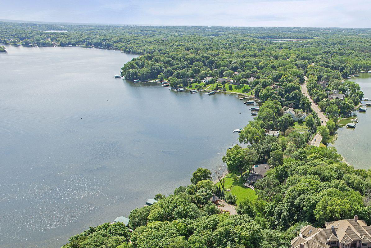 37X2 County Road 44, Minnetrista